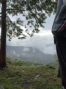 Snapshot of sky-wolves chatting on October 10, 2025, 9:58 pm sky-wolves online show from October 10, 2025, 9:58 pm