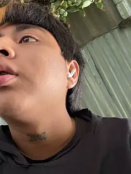 Snapshot of sky-wolves chatting on November 23, 2025, 5:02 pm sky-wolves online show from November 23, 2025, 5:02 pm