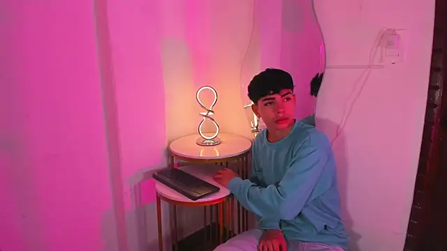 Peter chase online show from November 7, 2025, 5:57 pm