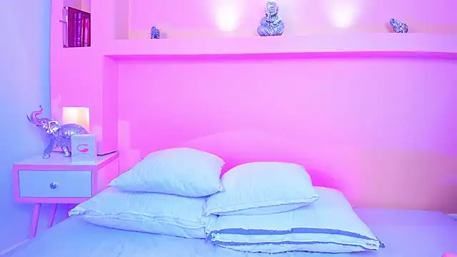 Snapshot of SofiaFontaiine chatting on October 15, 2025, 3:50 am SofiaFontaiine online show from October 15, 2025, 3:50 am