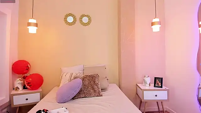 Snapshot of SofiaFontaiine chatting on October 30, 2025, 5:20 am SofiaFontaiine online show from October 30, 2025, 5:20 am