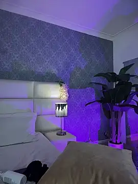 Celeste Amber online show from April 28, 2026, 2:27 am