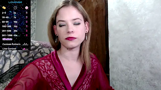 Kate  Loves online show from November 2, 2025, 6:21 pm