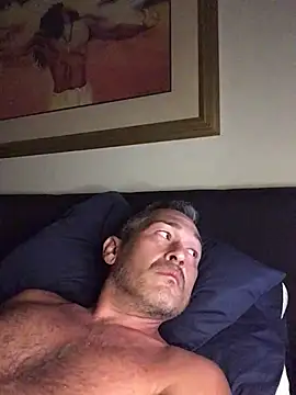 countryboi2002 online show from April 4, 2026, 4:33 am