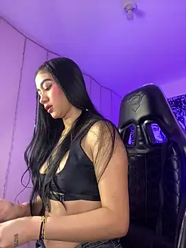 Snapshot of camila1_torres_ chatting on January 17, 2026, 7:28 pm camila1 torres online show from January 17, 2026, 7:28 pm