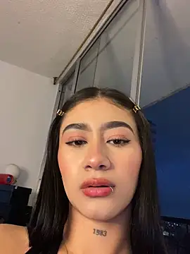 Snapshot of camila1_torres_ chatting on March 9, 2026, 11:31 pm camila1 torres online show from March 9, 2026, 11:31 pm