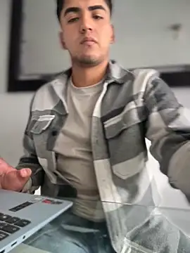 Snapshot of tomy_hot20 chatting on September 19, 2025, 5:13 pm tomy hot20 online show from September 19, 2025, 5:13 pm