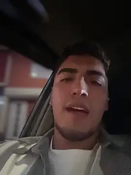 Snapshot of tomy_hot20 chatting on November 21, 2025, 10:52 pm tomy hot20 online show from November 21, 2025, 10:52 pm