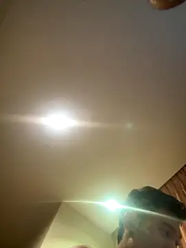 RoyDino online show from October 9, 2025, 10:30 pm