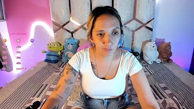 Isa klein online show from August 4, 2026, 3:43 am