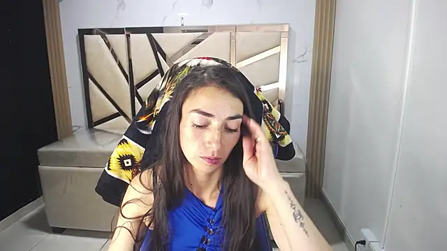 Maily a  online show from October 24, 2025, 3:58 am