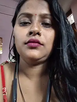 Snapshot of Jasmine_Januja chatting on May 25, 2026, 1:44 am Jasmine Januja online show from May 25, 2026, 1:44 am