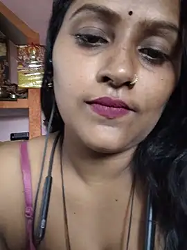 Snapshot of Jasmine_Januja chatting on May 26, 2026, 2:40 am Jasmine Januja online show from May 26, 2026, 2:40 am