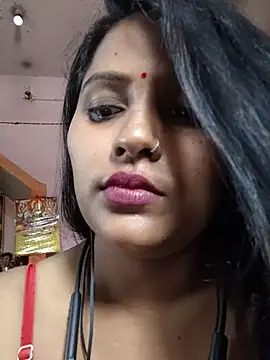 Snapshot of Jasmine_Januja chatting on May 28, 2026, 2:42 am Jasmine Januja online show from May 28, 2026, 2:42 am