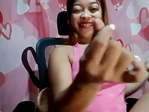 Snapshot of AsianKelly69 chatting on July 18, 2026, 12:59 am AsianKelly69 online show from July 18, 2026, 12:59 am