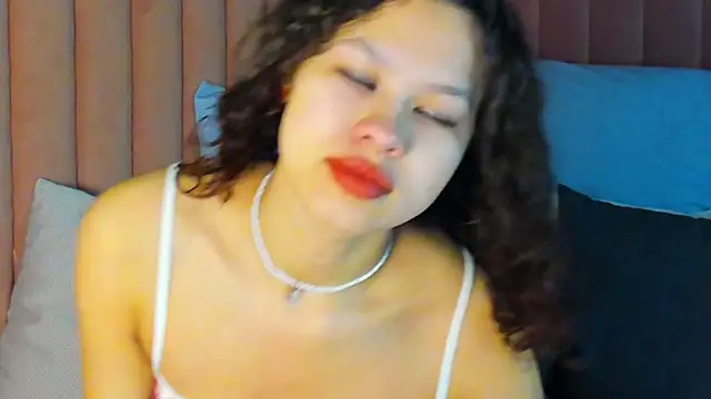 moco choco online show from February 12, 2026, 1:11 am