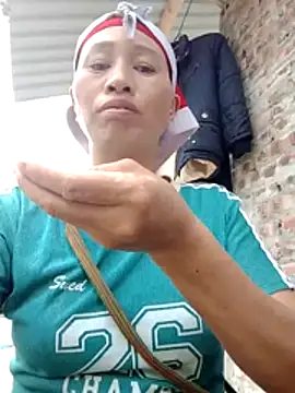 donna-bae online show from February 17, 2026, 6:54 am