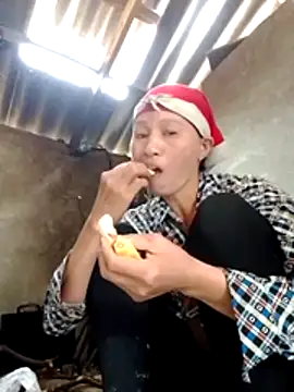 donna-bae online show from March 6, 2026, 3:14 am