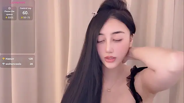 Snapshot of Melody-11 chatting on September 28, 2025, 4:34 pm Melody-11 online show from September 28, 2025, 4:34 pm