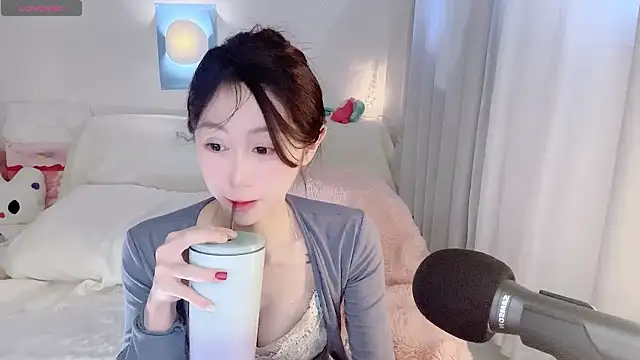 ai-ai-mi online show from March 18, 2026, 3:09 am