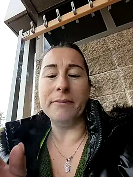 bichota85 online show from November 20, 2025, 10:59 am