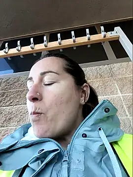 bichota85 online show from February 3, 2026, 11:04 am