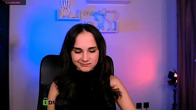 ariana ross7 online show from July 6, 2026, 7:38 pm