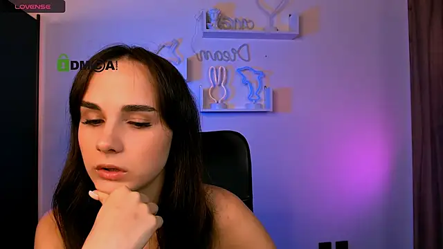 ariana ross7 online show from July 20, 2026, 7:16 pm