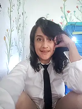 Snapshot of valery506 chatting on October 31, 2025, 8:43 pm valery506 online show from October 31, 2025, 8:43 pm