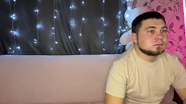 coupleinspire online show from December 3, 2025, 8:29 pm