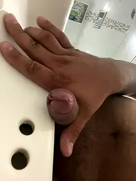 Snapshot of futsam653 chatting on October 14, 2025, 8:37 am futsam653 online show from October 14, 2025, 8:37 am