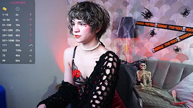 Snapshot of sandzu_ chatting on November 2, 2025, 8:44 pm sandzu online show from November 2, 2025, 8:44 pm