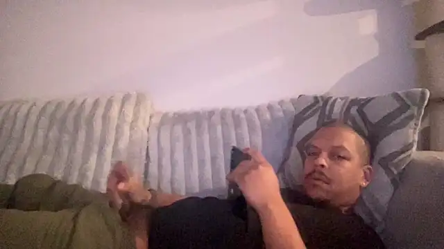 caramelizedzeus online show from November 8, 2025, 12:05 pm