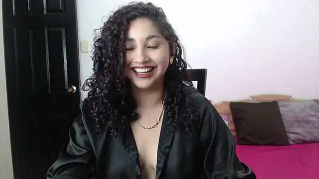 Gia Dior online show from November 21, 2025, 10:08 pm