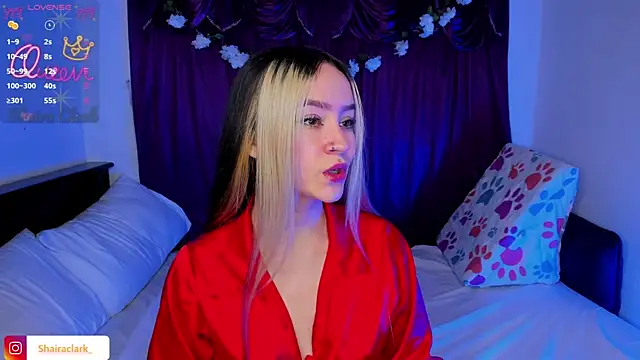Shairaclark  online show from May 2, 2026, 1:32 am