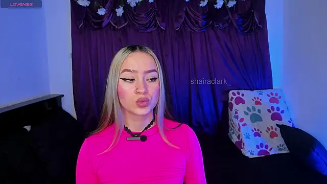 Shairaclark  online show from July 30, 2026, 2:54 am