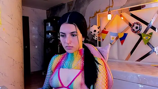 sophiadoll tf online show from July 6, 2026, 3:03 pm