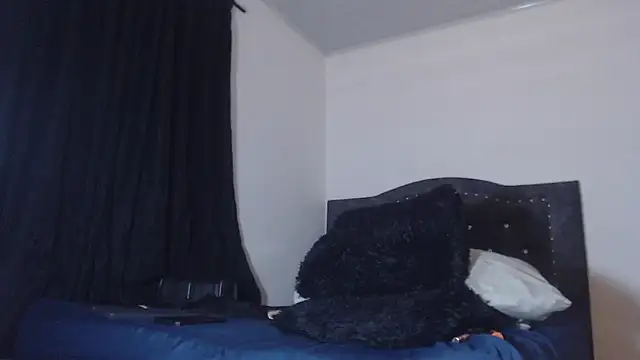 Chrys harris77 online show from March 12, 2026, 6:19 am