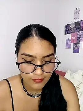 Snapshot of Renata_Zoe chatting on October 11, 2025, 2:33 am Renata Zoe online show from October 11, 2025, 2:33 am