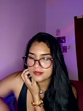 Snapshot of Renata_Zoe chatting on November 15, 2025, 1:25 am Renata Zoe online show from November 15, 2025, 1:25 am