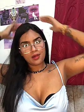 Snapshot of Renata_Zoe chatting on November 23, 2025, 1:49 am Renata Zoe online show from November 23, 2025, 1:49 am