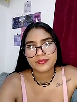 Snapshot of Renata_Zoe chatting on November 27, 2025, 1:40 am Renata Zoe online show from November 27, 2025, 1:40 am