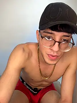 Snapshot of arthurdavies chatting on October 20, 2025, 7:20 am arthurdavies online show from October 20, 2025, 7:20 am