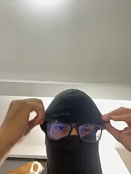 Snapshot of MisteryNight4 chatting on September 22, 2025, 4:36 am MisteryNight4 online show from September 22, 2025, 4:36 am