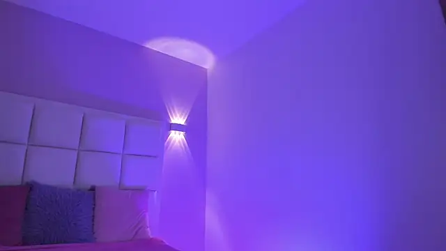 Snapshot of Scarleett_Moon chatting on September 22, 2025, 3:30 am Scarleett Moon online show from September 22, 2025, 3:30 am