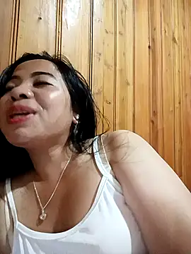 tulipsexy online show from November 7, 2025, 12:49 pm