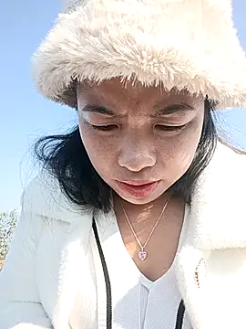 tulipsexy online show from November 27, 2025, 2:24 am