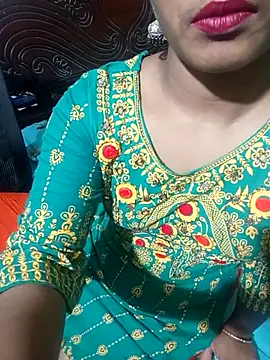 Cute Couple59 online show from October 12, 2025, 5:12 pm