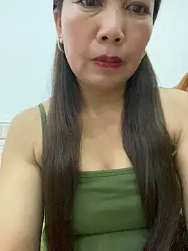 Snapshot of Milky-milk chatting on June 27, 2026, 1:39 pm Milky-milk online show from June 27, 2026, 1:39 pm