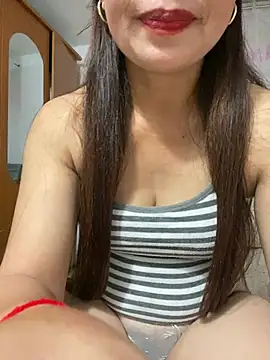 Snapshot of Milky-milk chatting on July 22, 2026, 1:03 pm Milky-milk online show from July 22, 2026, 1:03 pm
